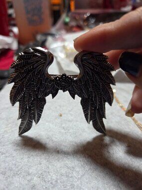 Wing Hairpin
